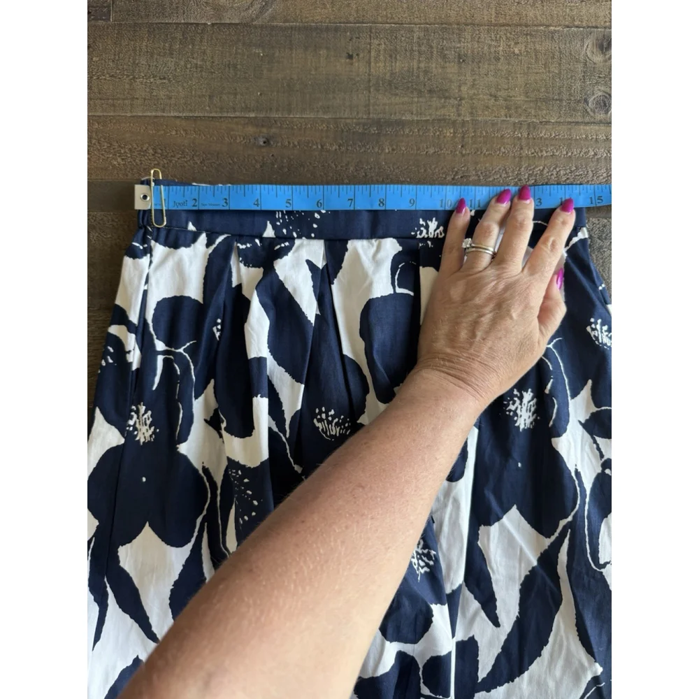 Women’s Floral Blue-White A Line Skirt Zipper Closure Pockets Elastic Waist - Picture 8 of 14